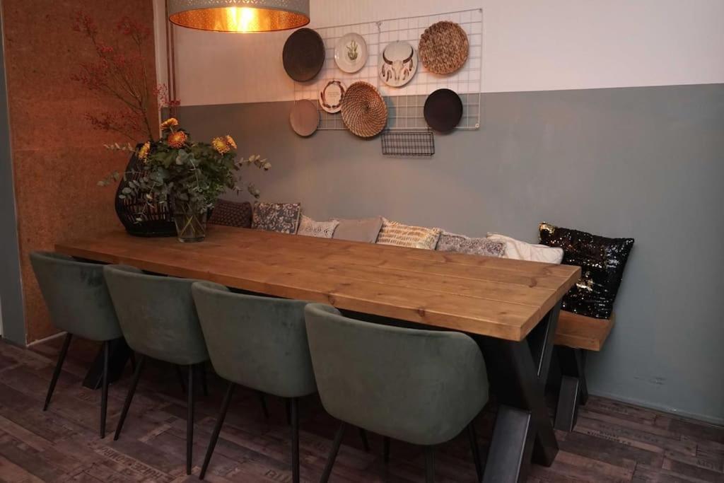 Ruim Appartement In Utrecht. Eksteriør bilde